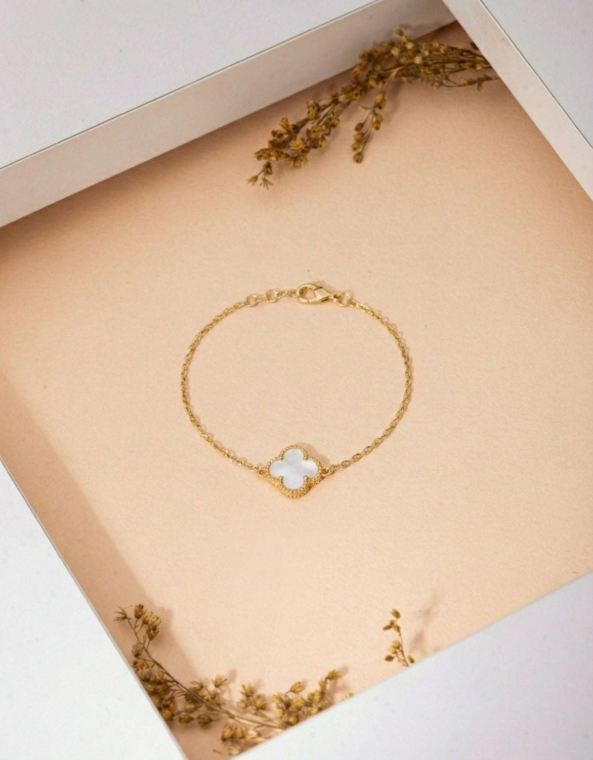 Gold Clover Bracelet with White Mother of Pearl in 925 sterling silver - view 4