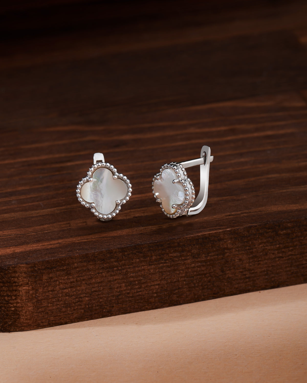 White Mother of Pearl Clover Leverback Earrings in 925 sterling silver - view 3