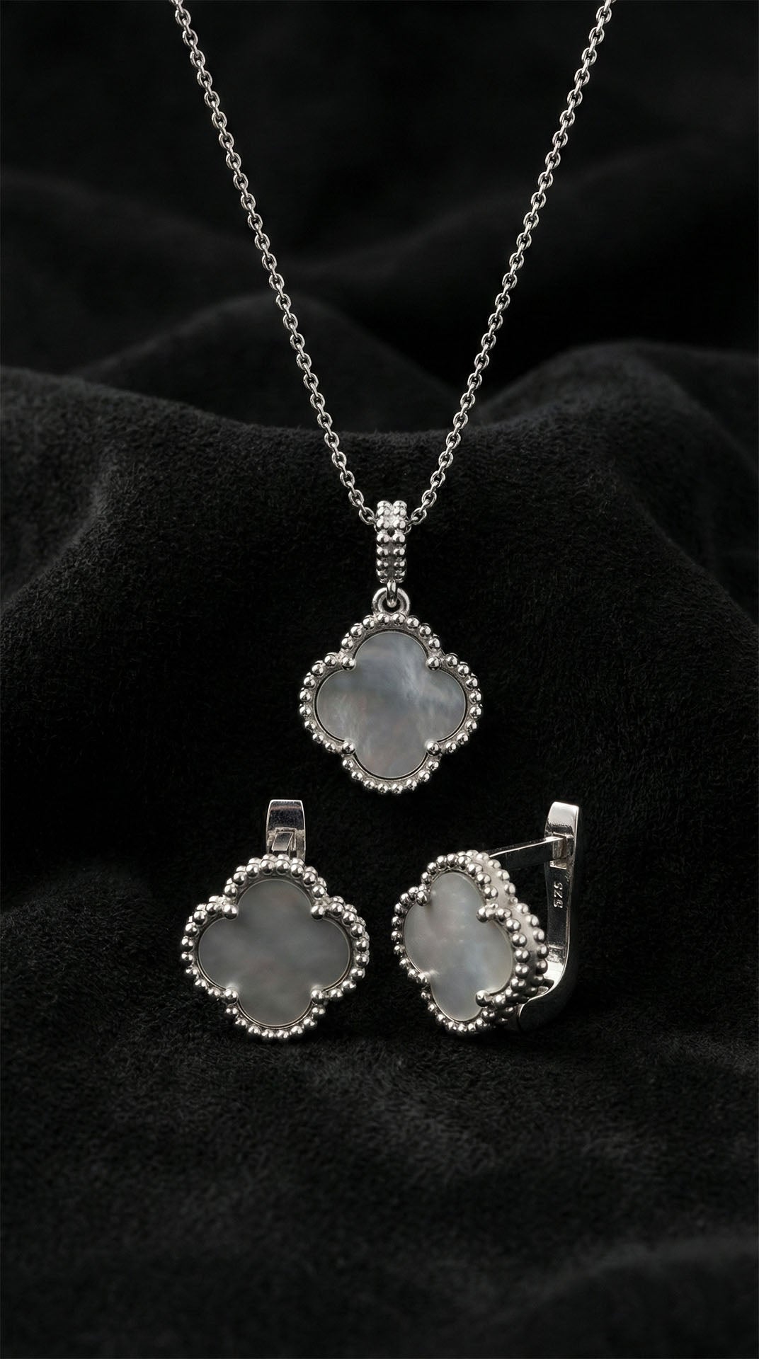 Set aus weißer Perlmutt-Halskette und Ohrringen aus 925er Sterlingsilber
