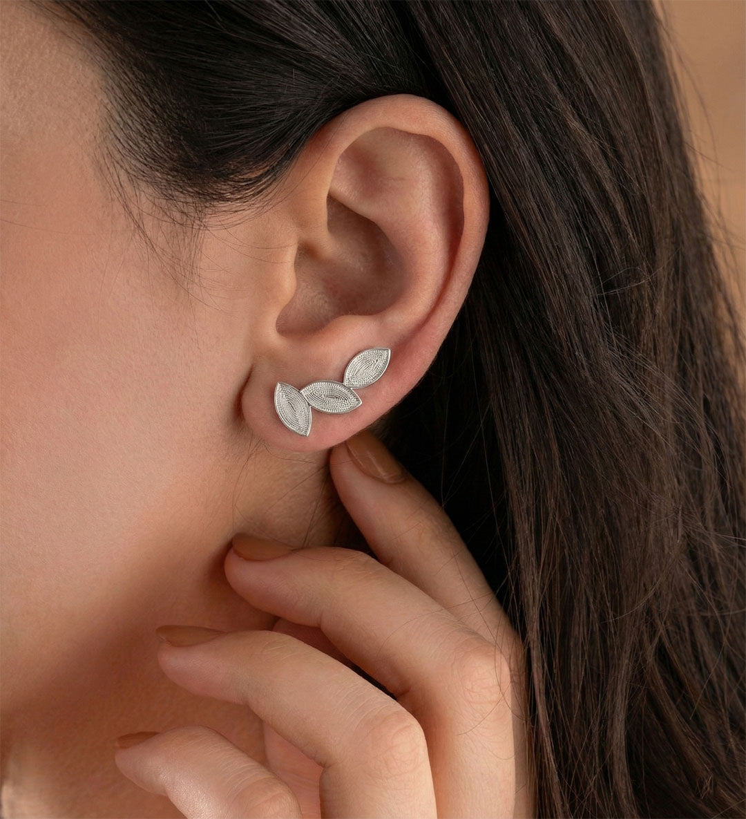 Handmade Filigree Leaf Motif Horizontal Ivy Earrings Silver