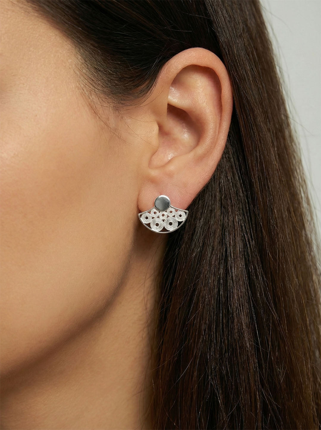 Handmade Filigree Round Patterned Fan Stud Earrings Silver