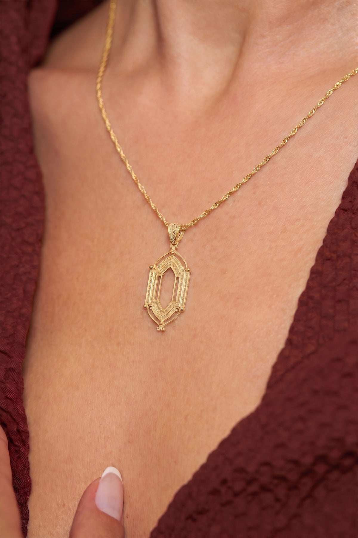 925 Sterling Silver Gold Plated Window Filigree Necklace - view 2