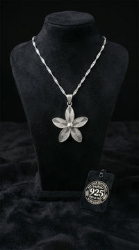 925 Sterling Silver Traditional Filigree Handicraft Flower Motif Necklace