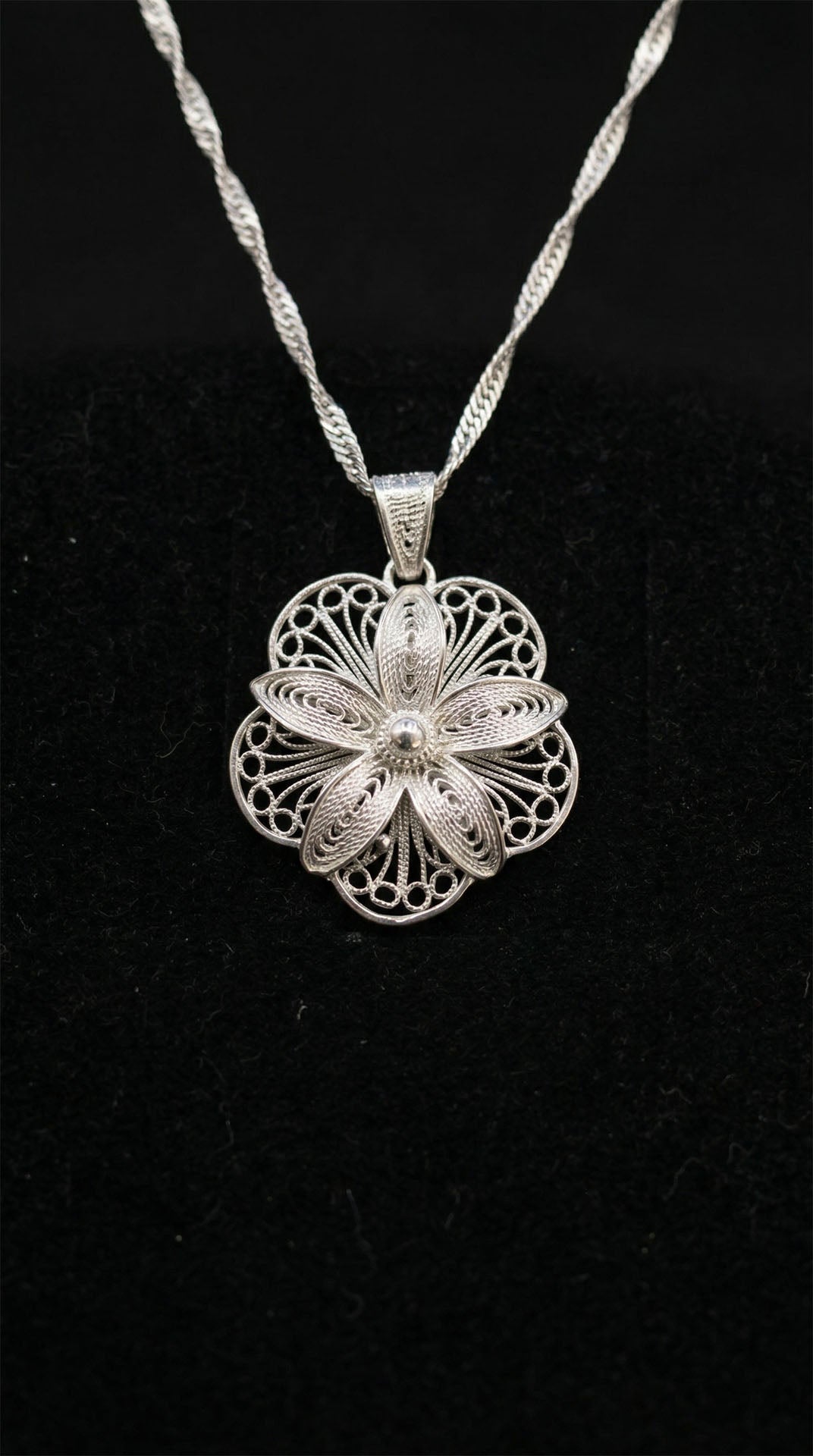 Traditional Filigree Handmade Lotus Flower 3D Necklace Silver