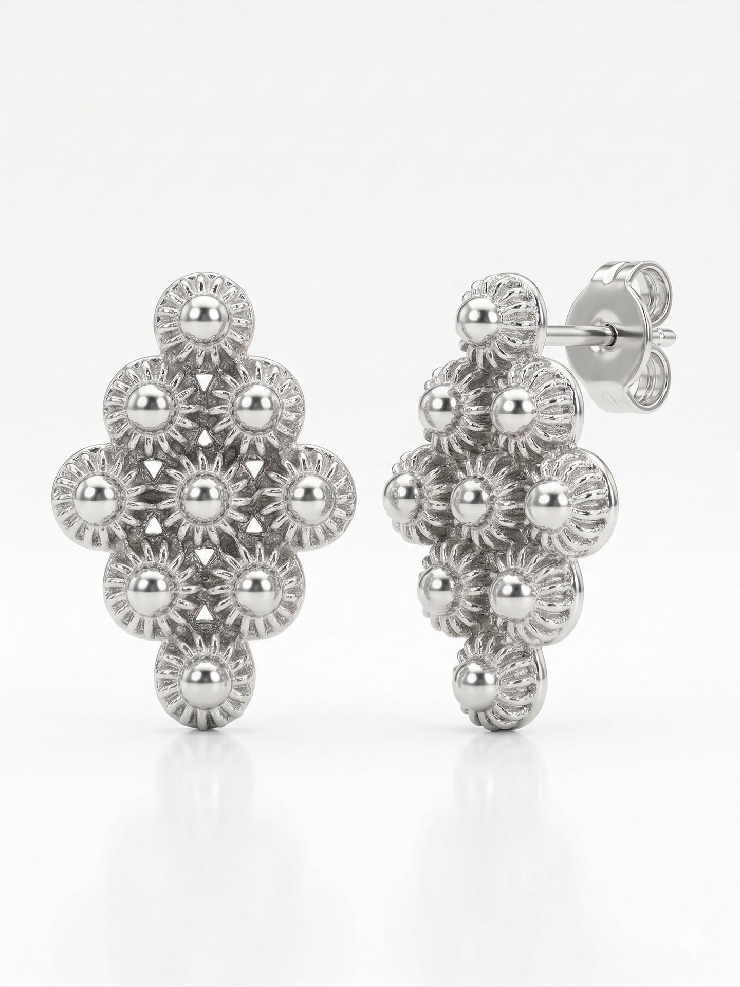 Traditional Filigree Handmade Midyat Heritage Diamond-Shape Stud Earrings Silver