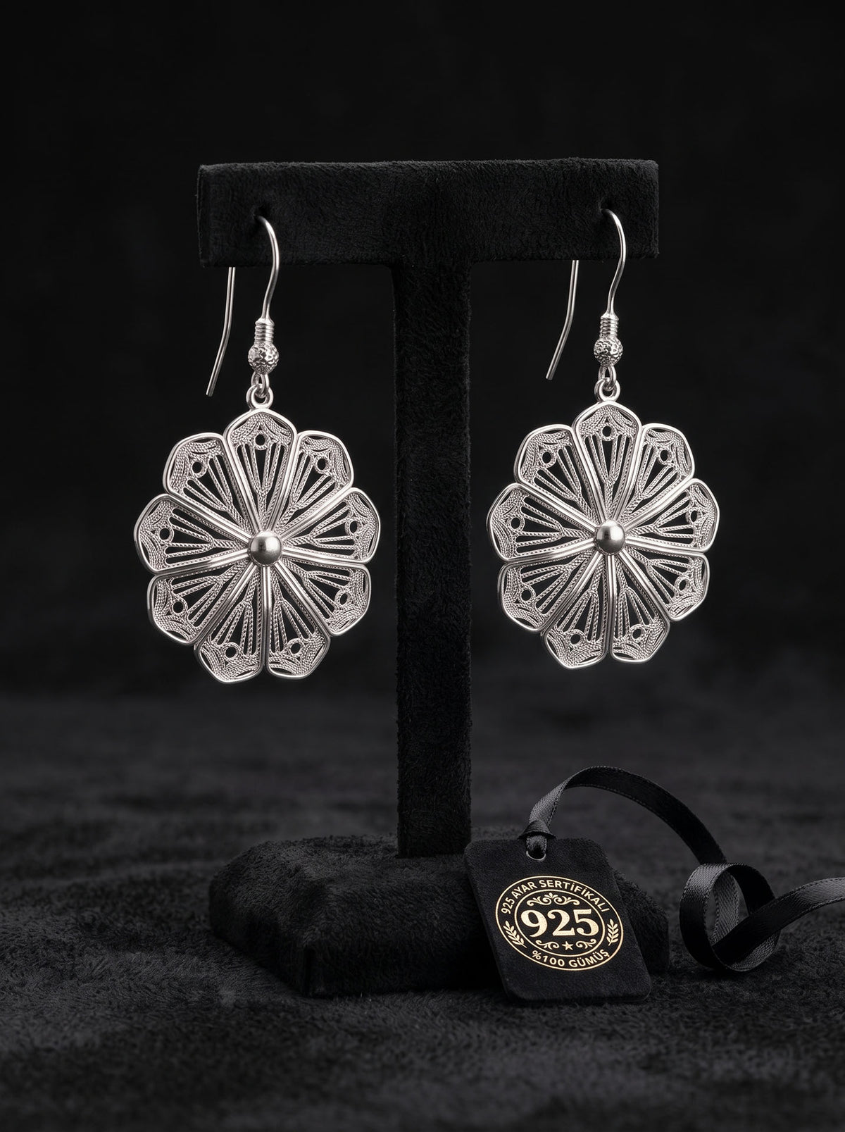 Handgefertigte traditionelle Gänseblümchen-Ohrhänger aus 925er Sterlingsilber mit Filigran-Design
