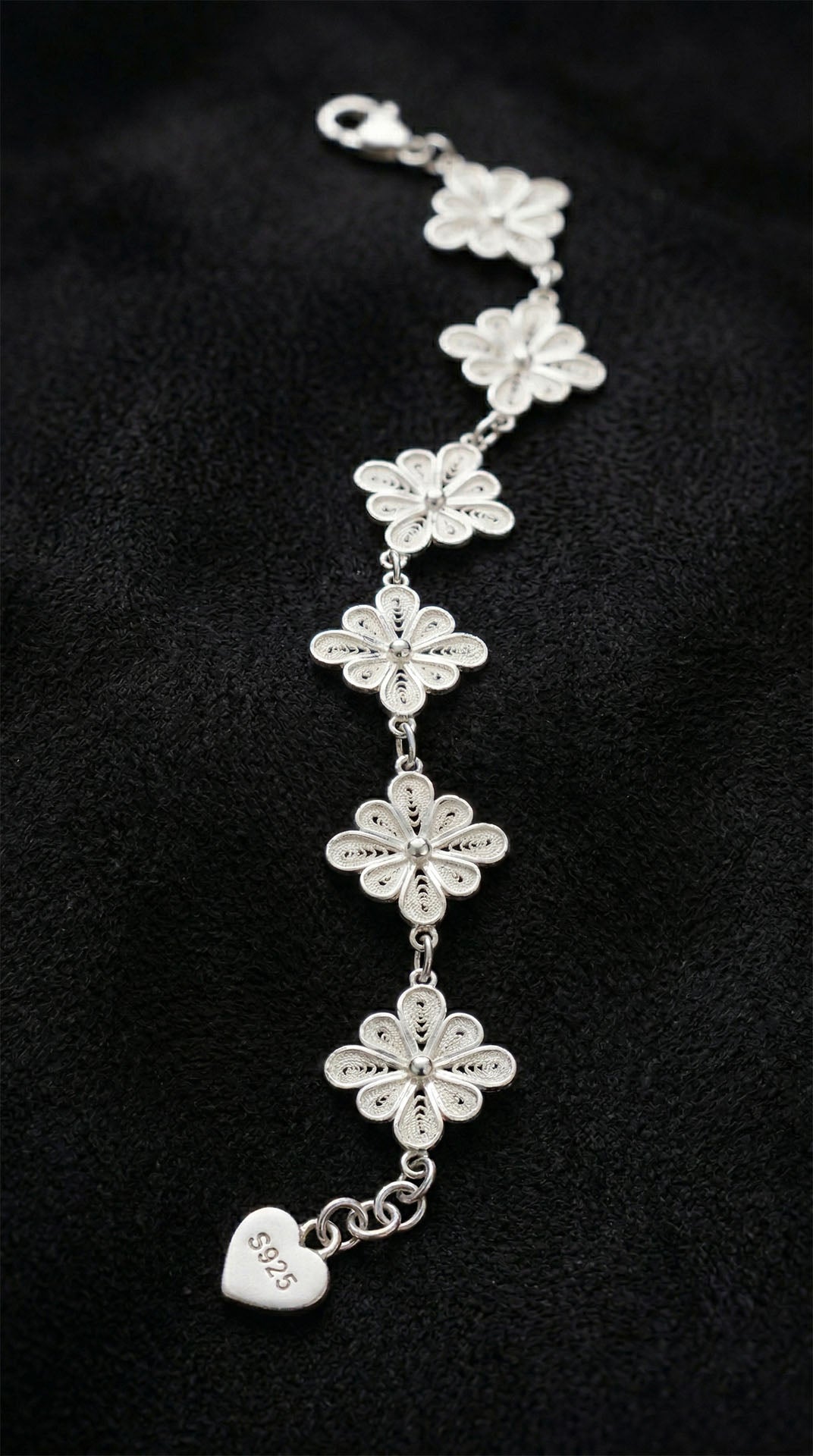 Filigree Diamond Floral Pattern Bracelet in 925 sterling silver - view 3