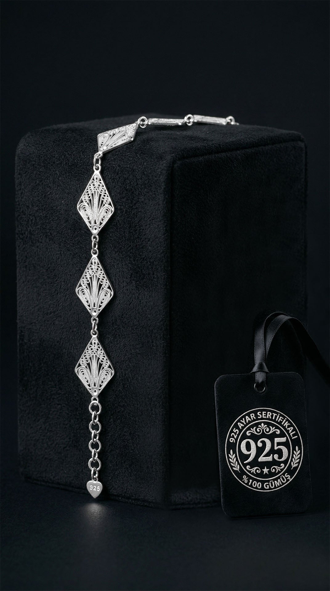 Celtic Pattern Filigree Link Bracelet in 925 sterling silver
