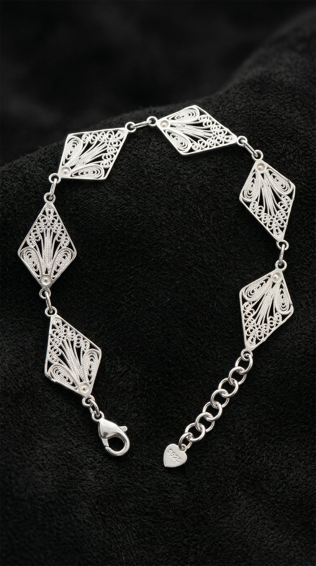 Traditional Filigree Handmade Diamond-Shape Marquise Motif Row Bracelet Silver