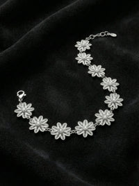925 Sterling Silver Traditional Filigree Daisy Motif Adjustable Bracelet