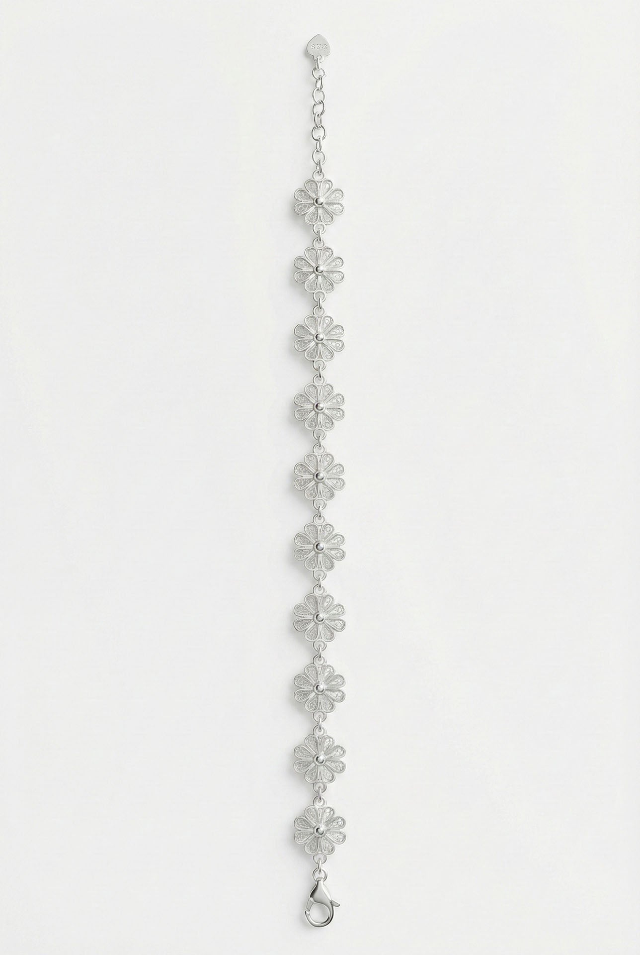 Traditional Filigree Handmade Daisy Motif Elegant Bracelet Silver