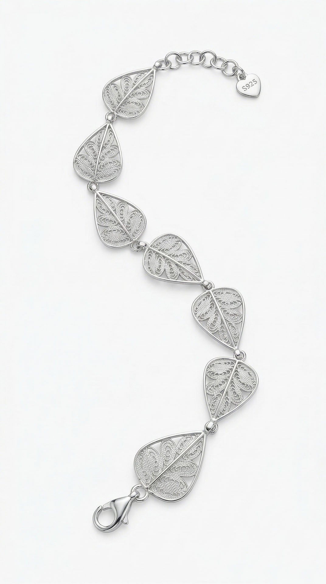 Traditional Filigree Leaf Pattern Bracelet in 925 sterling silver - view 4