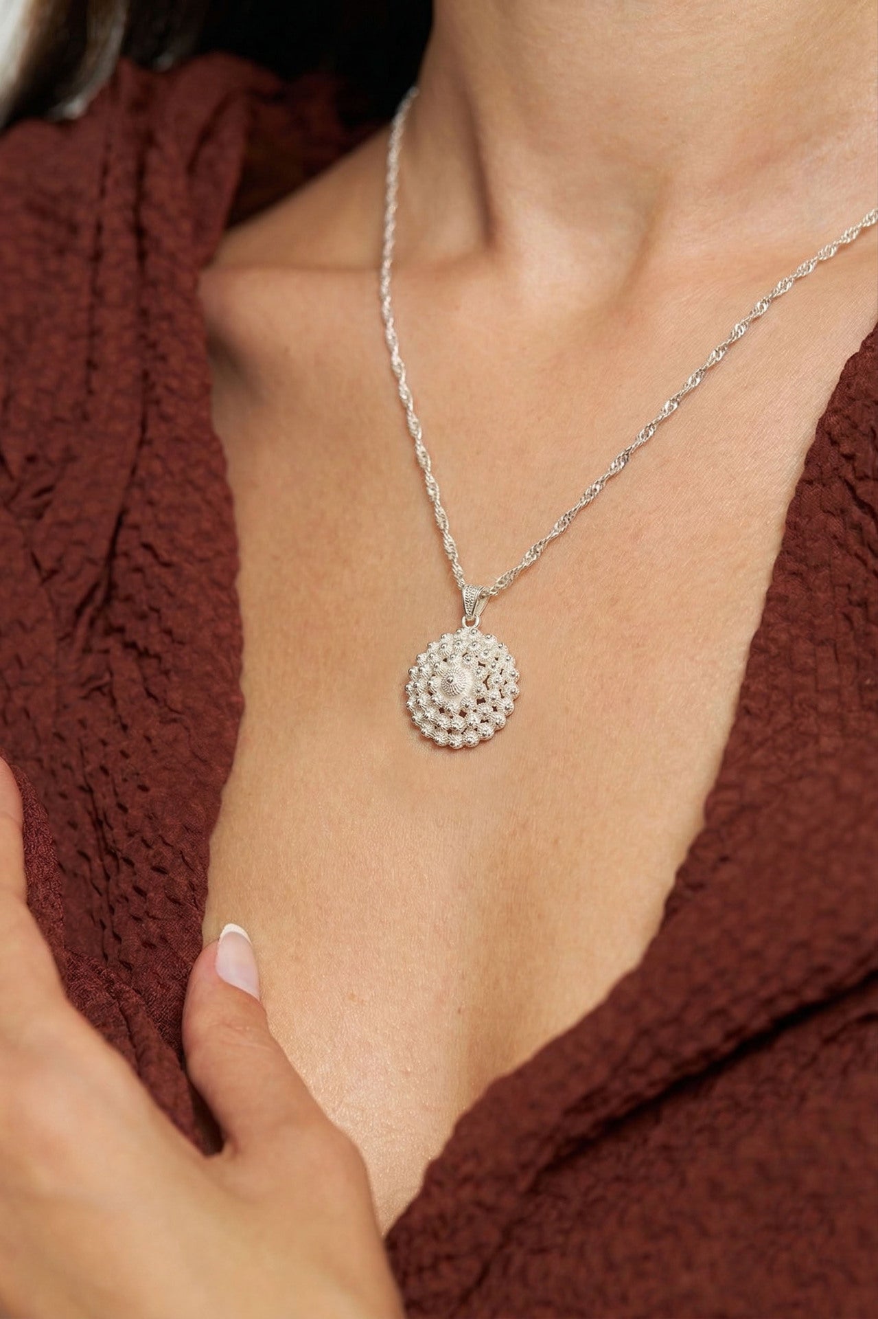 Traditional Filigree Midyat Heritage Flower Necklace Silver – Large