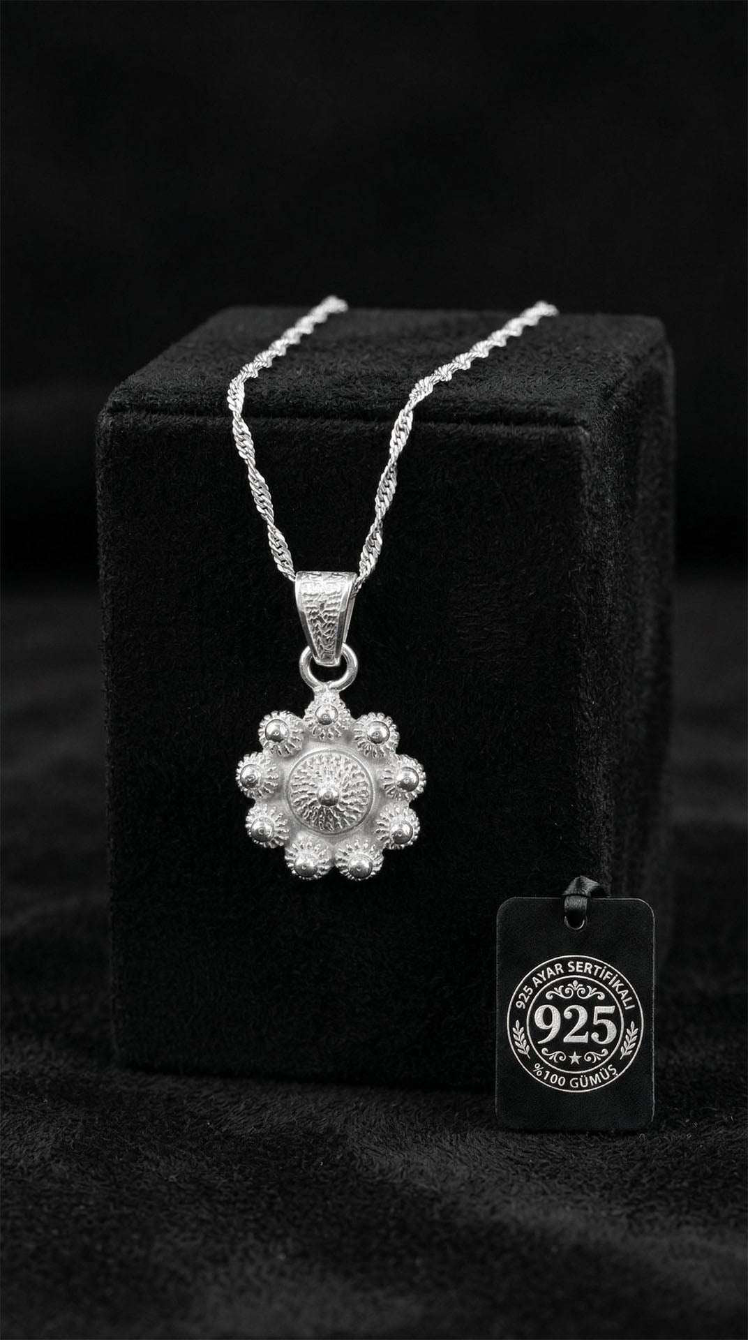 Traditional Filigree Midyat Heritage Flower Necklace Silver – Small