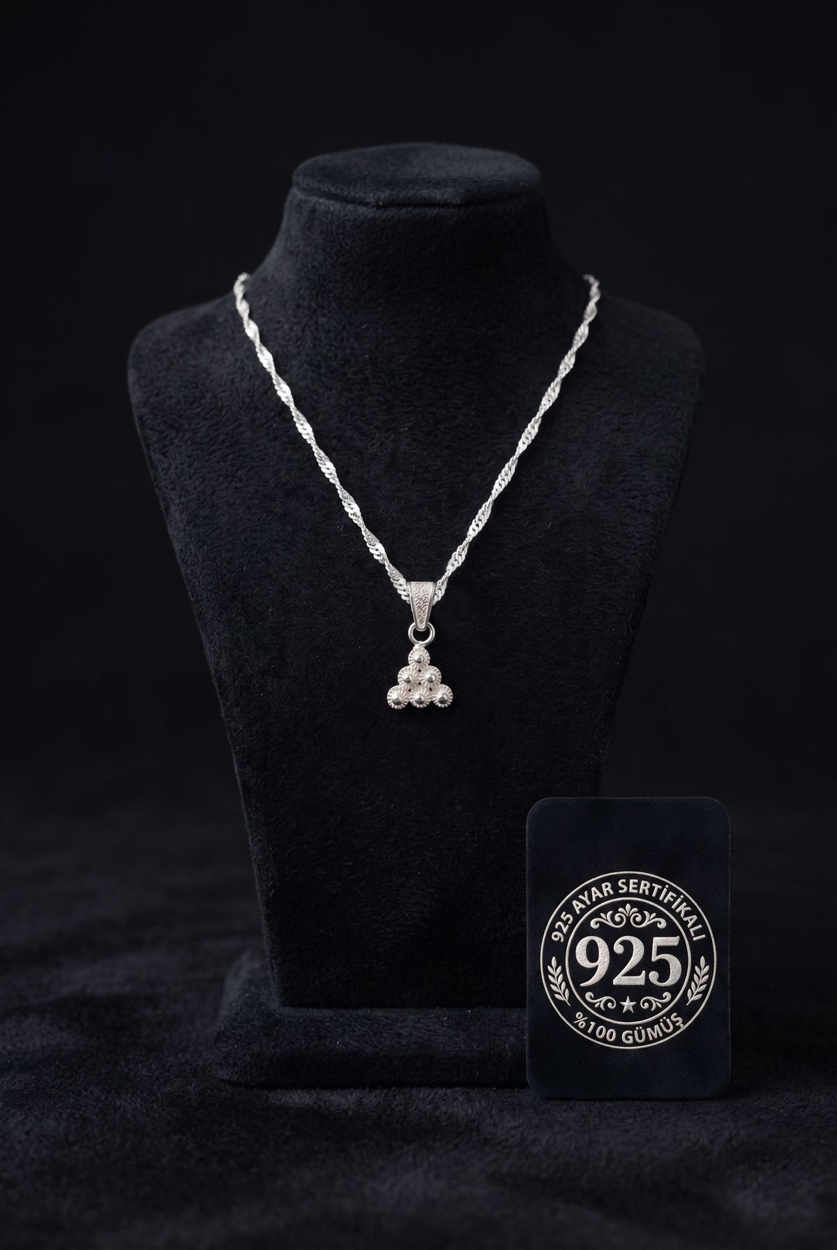 Filigree Midyat Heritage Triangle Necklace in 925 sterling silver
