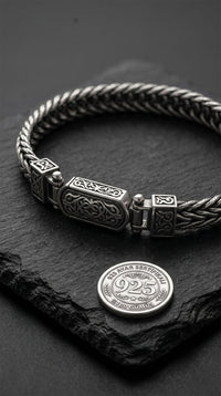 925 Sterling Silver Men's Bracelet - Oxidized Thick Handcrafted Herringbone Chain with Custom Patterned Clasp