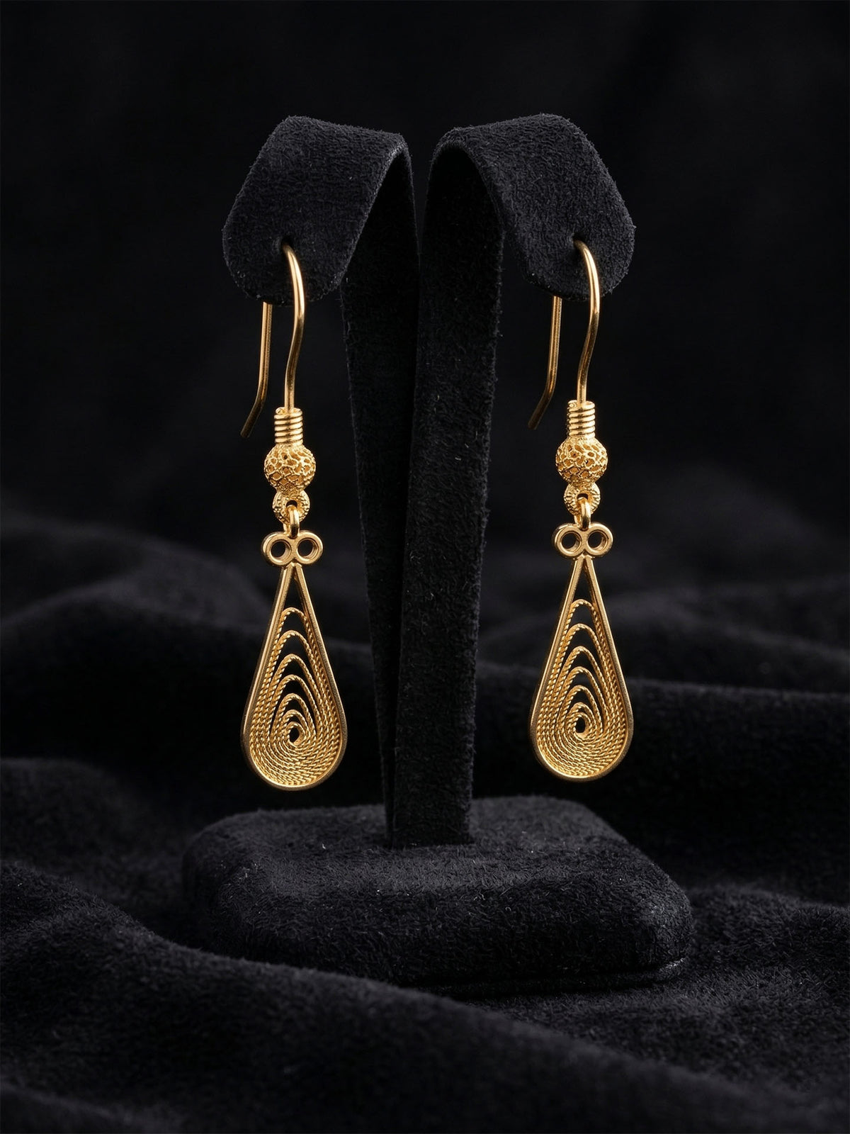 Gold Filigree Teardrop Drop Earrings in 925 sterling silver - view 3