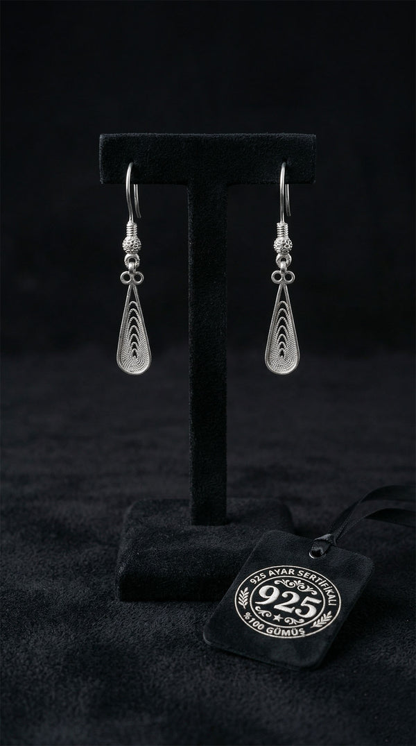925 Ayar Gümüş Geleneksel El İşçiliği Telkari Damla Motifli Minimal Kanca Küpe