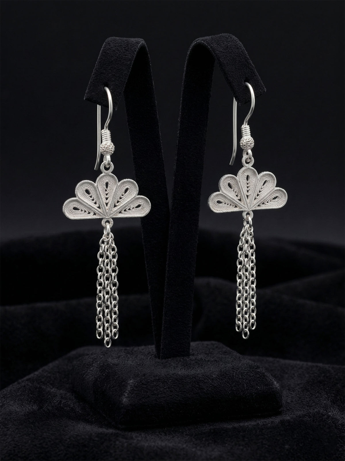 Filigree Small Scallop Chain Drop Earrings in 925 sterling silver - view 3