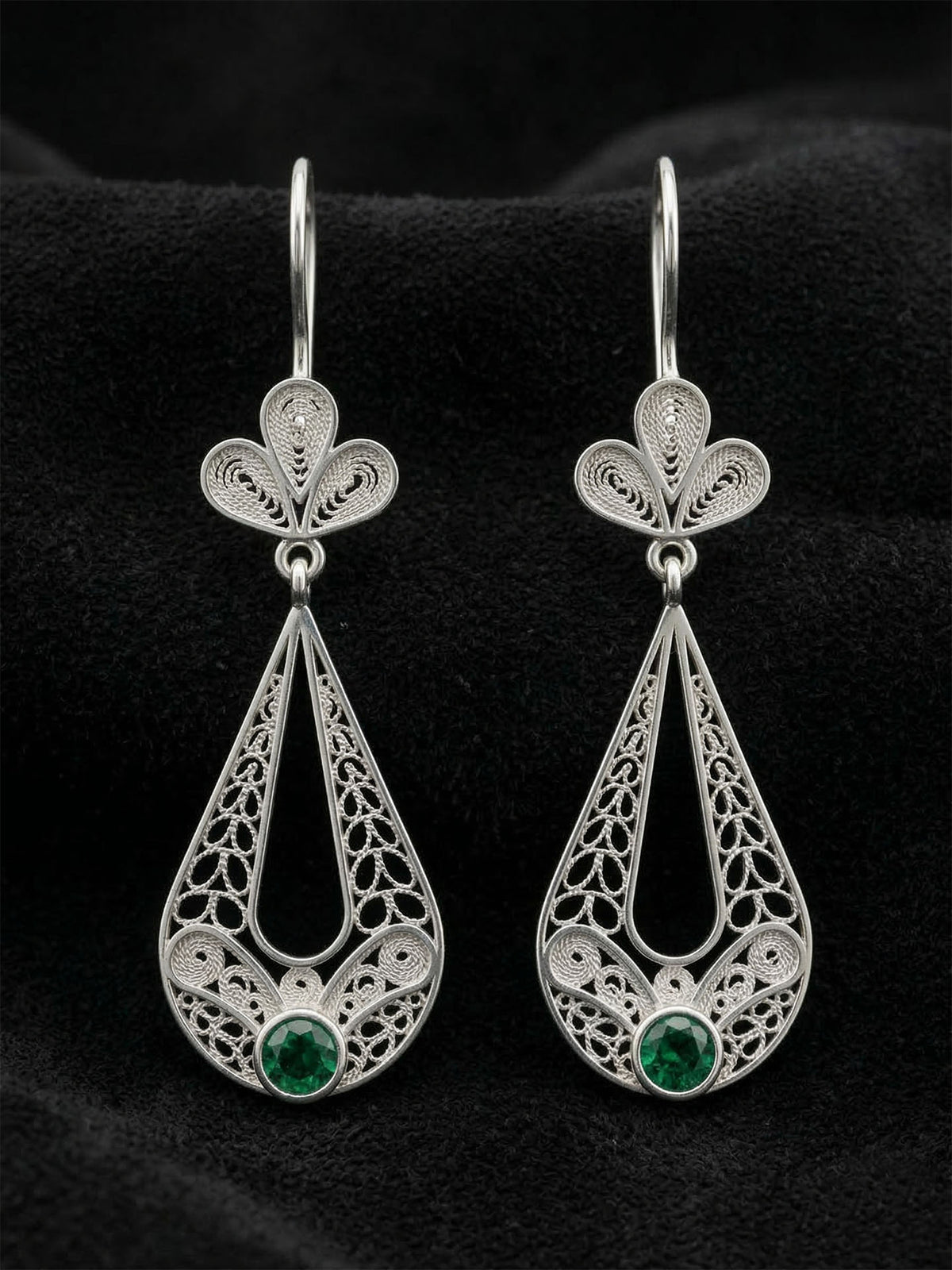 Filigree Emerald Green Tulip Teardrop Drops in 925 sterling silver - view 4