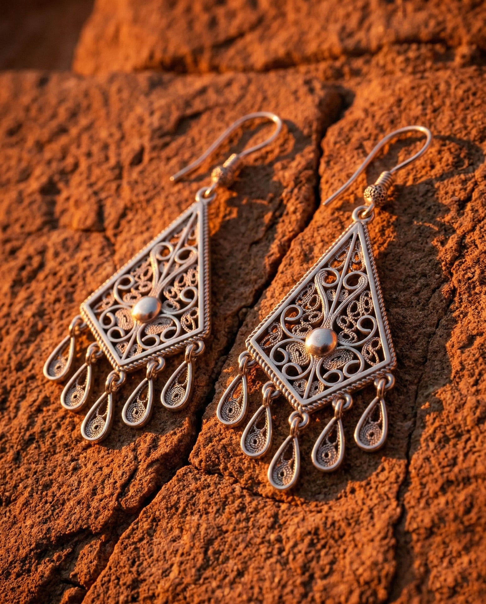 Traditional Filigree Diamond-Cut Tassel Chic Drop Earrings Silver