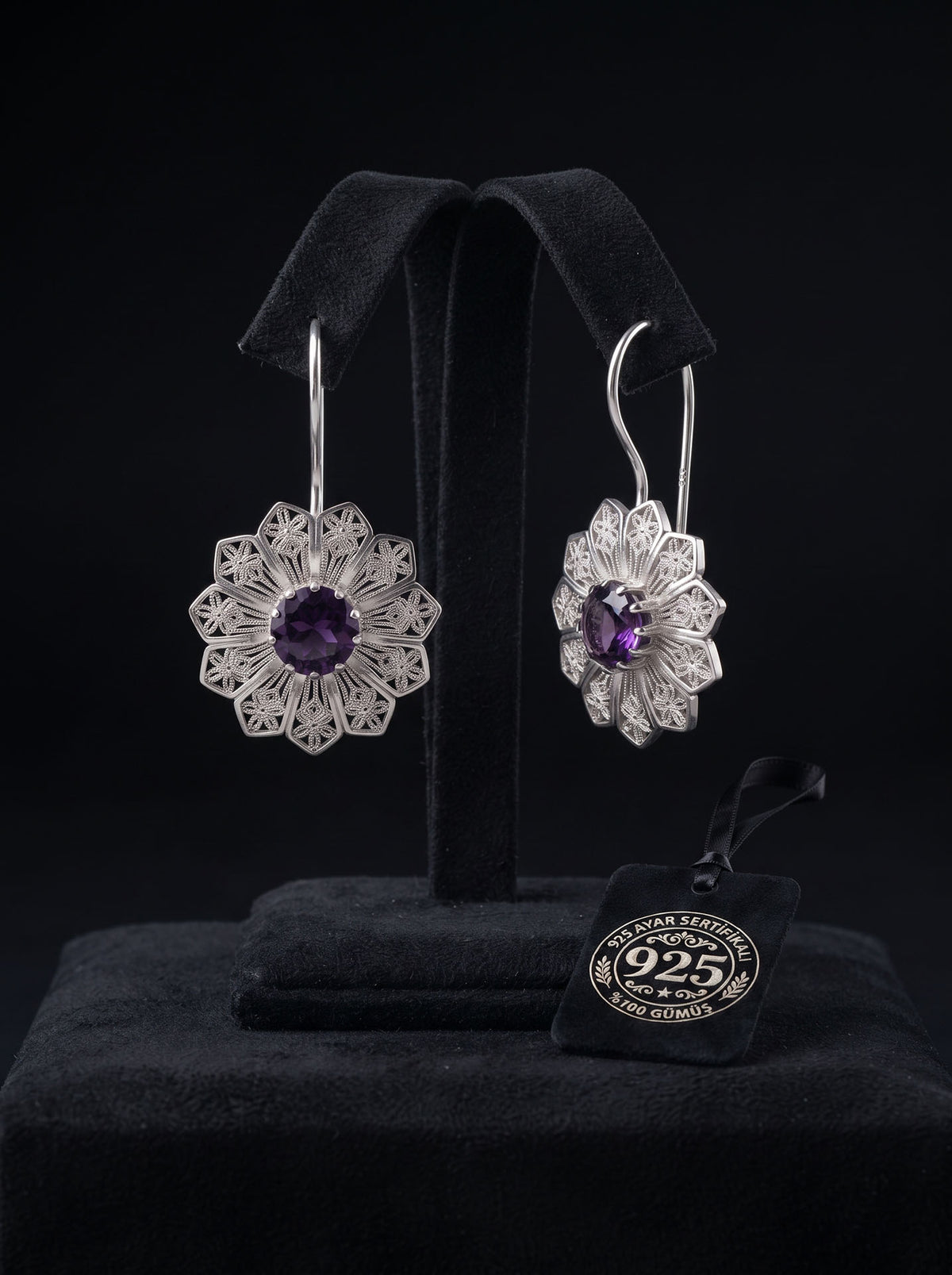 925er Sterlingsilber Amethyst Gänseblümchen-Filigran-Hängeohrringe