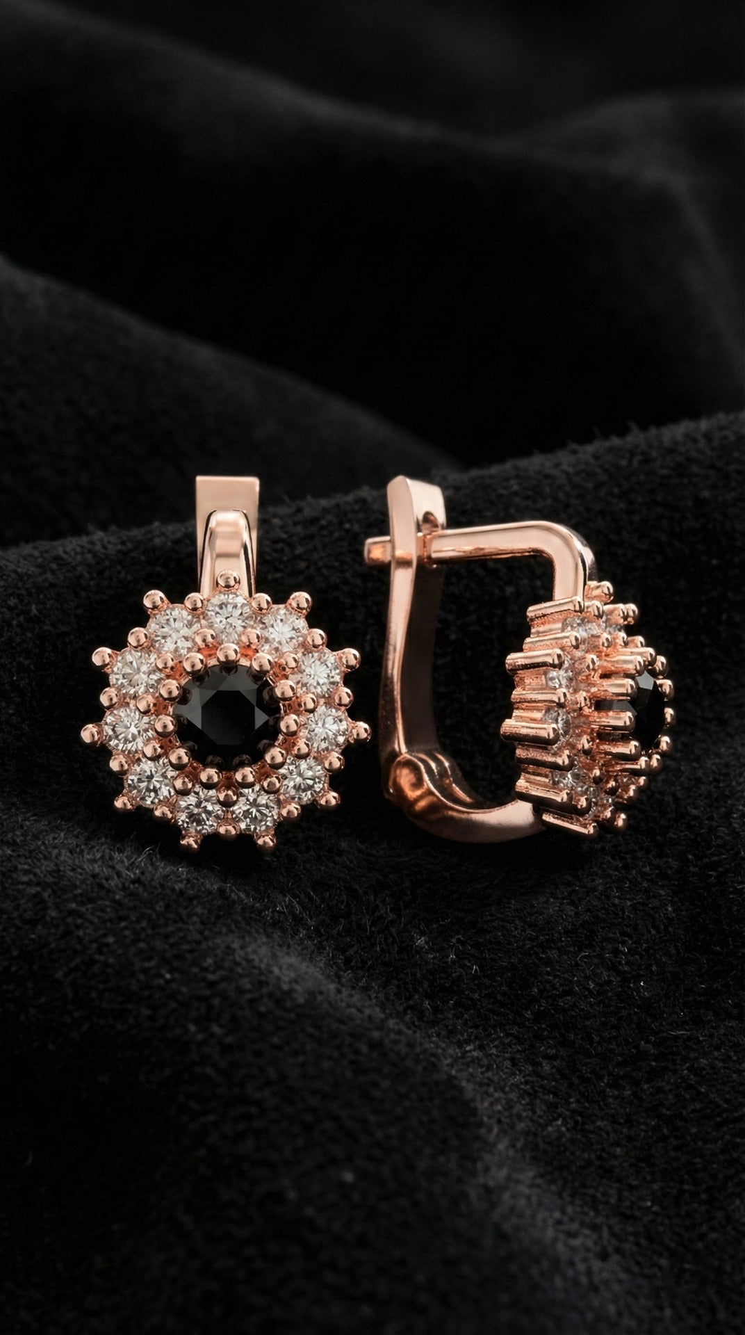 Rose Gold Onyx Round Huggie Earrings for Children in 925 sterling silver