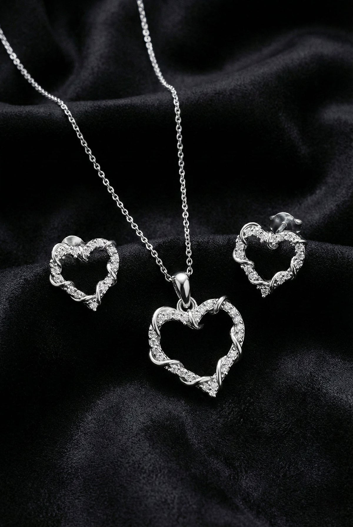 Zircon Ivy Detail Heart Necklace & Earrings Set in 925 sterling silver