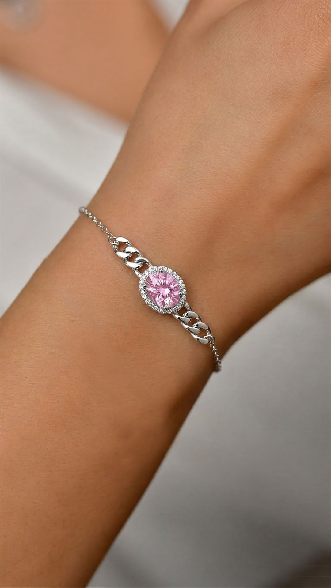 Rose Quartz Gourmette Chain Detailed Bracelet Rhodium Plated Silver