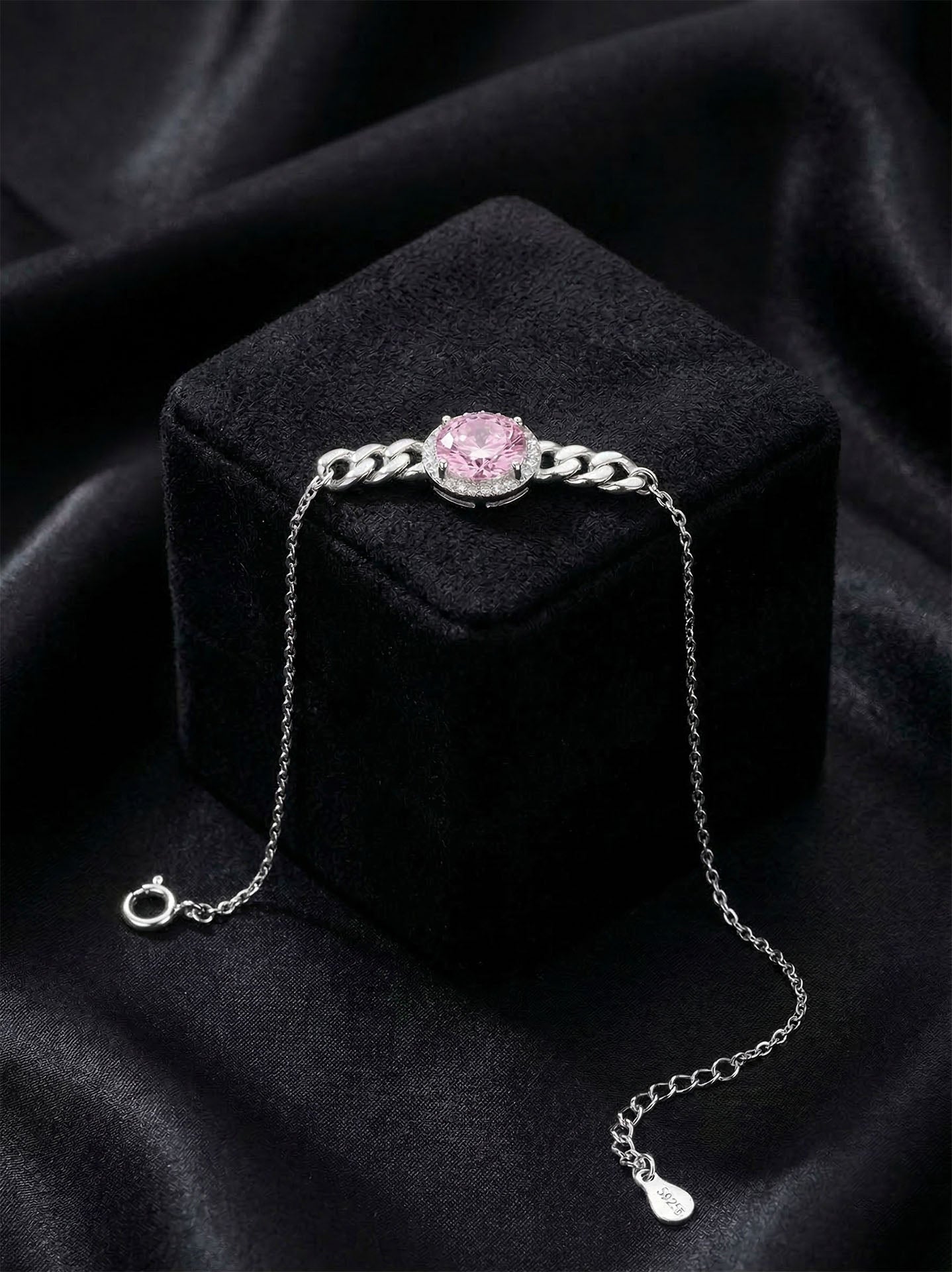 Rose Quartz Gourmette Chain Detailed Bracelet Rhodium Plated Silver