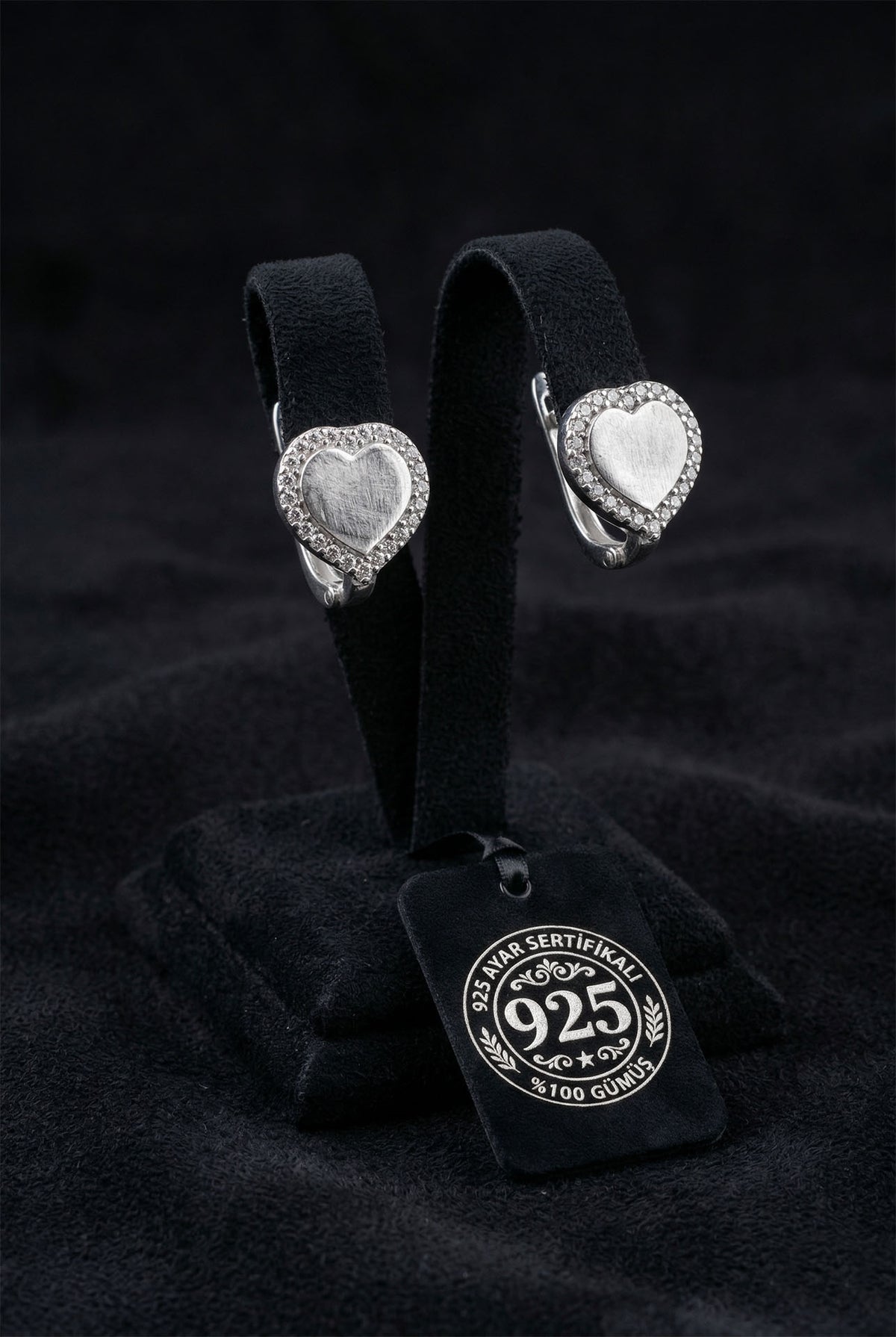 Anpassbare Herz-Ohrhänger mit Zirkonia-Halo aus 925er Sterlingsilber