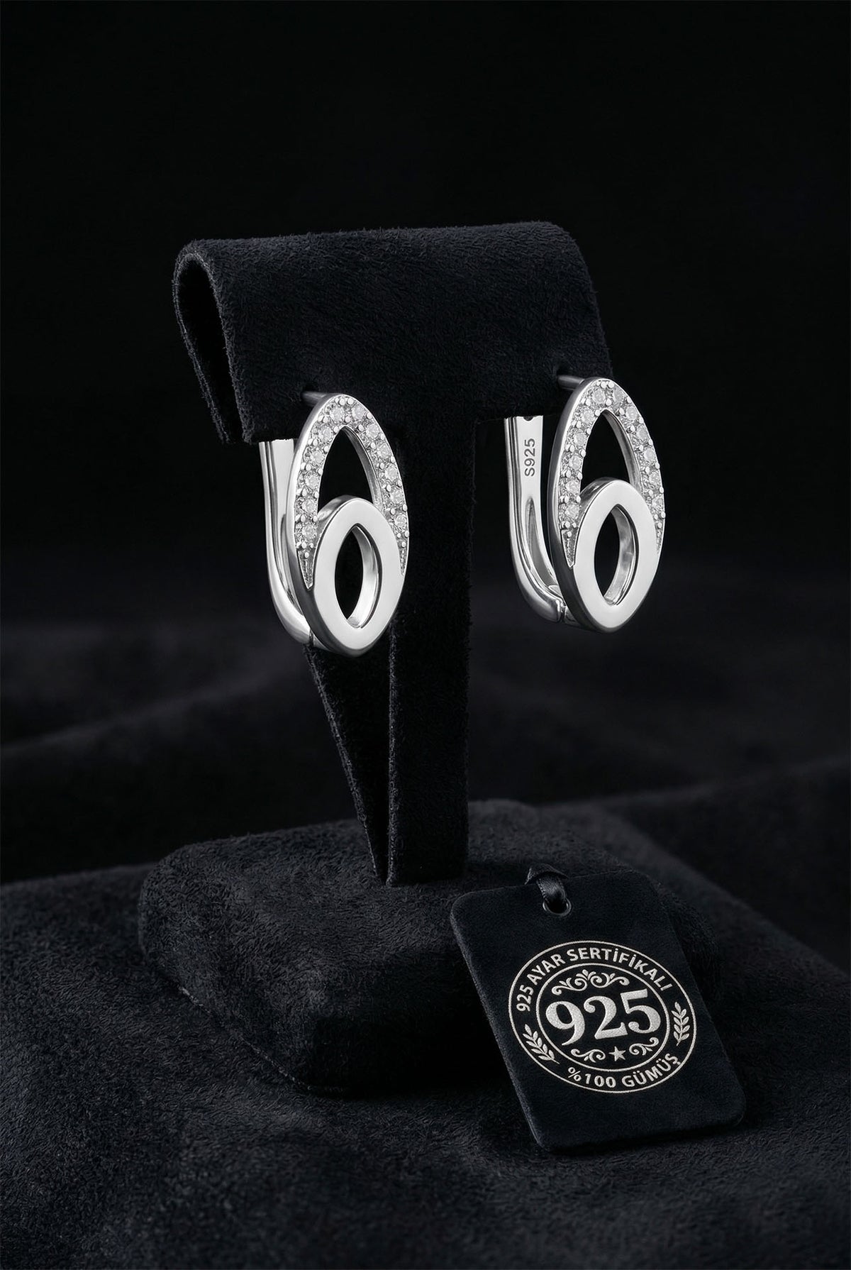 Geometric Oval Zircon Everyday Huggie Hoops in 925 sterling silver - view 5