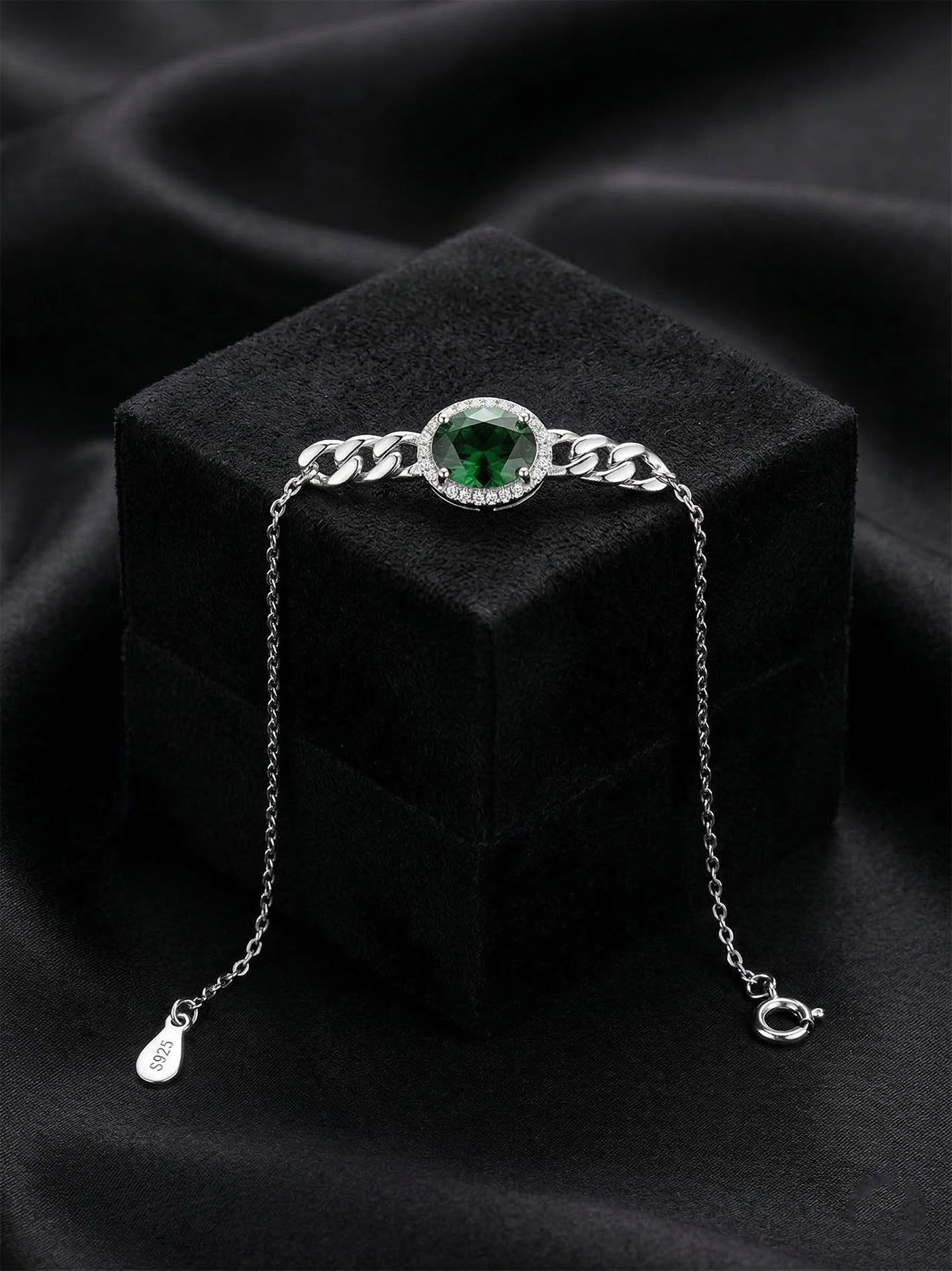 Emerald Green Gourmette Chain Detailed Bracelet Rhodium Plated Silver