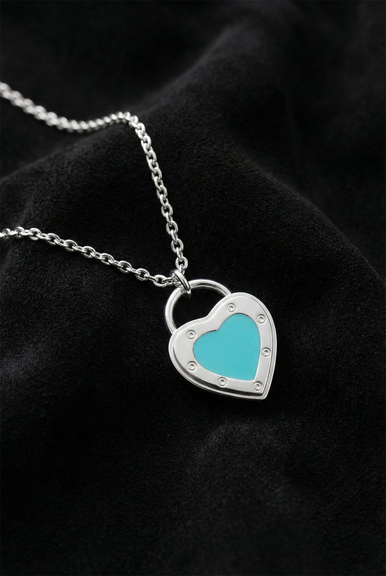 925 Sterling Silver Iconic Turquoise Heart Lock Detailed Chain Necklace (Small)