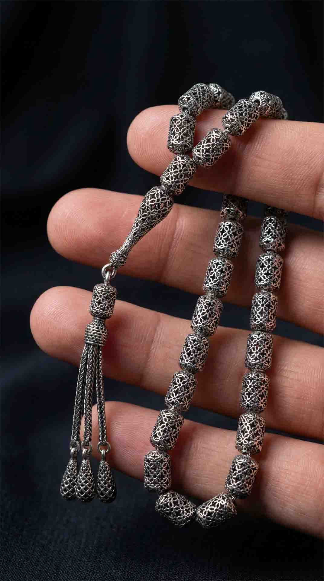 Capsule Cut Tassel Clover Embroidered-Style Traditional Prayer Beads Silver