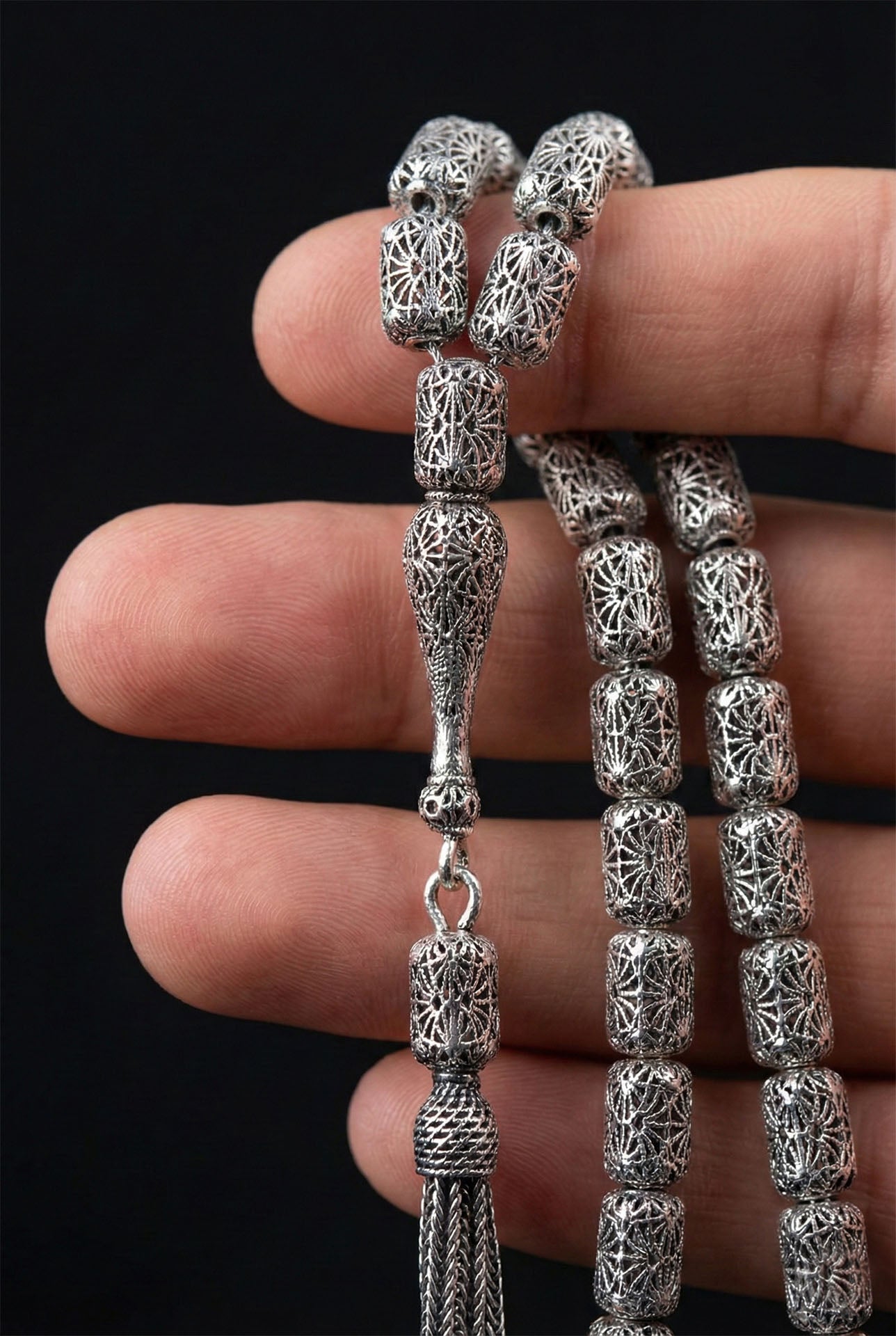 Globe Cut Tassel Wrist Tulip Embroidered-Style Traditional Prayer Beads Silver