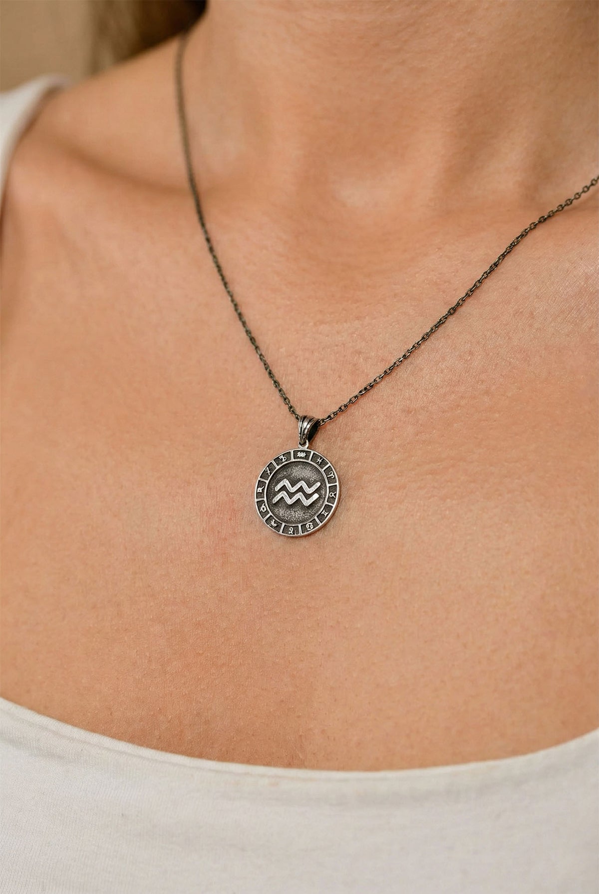 Aquarius Zodiac Sign Wheel Medallion Necklace in 925 sterling silver - view 2