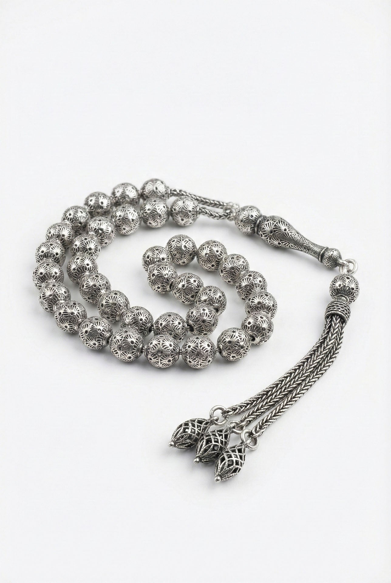 Globe Cut Barleycorn Tassel Wrist Embroidered-Style Traditional Prayer Beads Silver