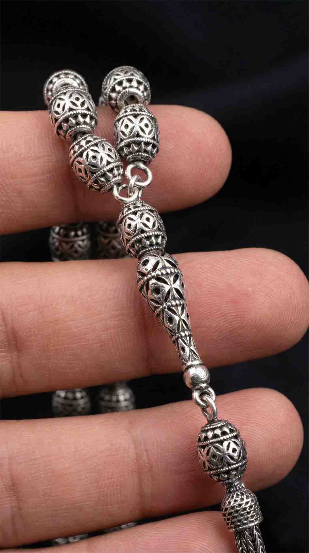 Oval Cut Tassel Diamond-Shape Pattern Traditional Prayer Beads Silver