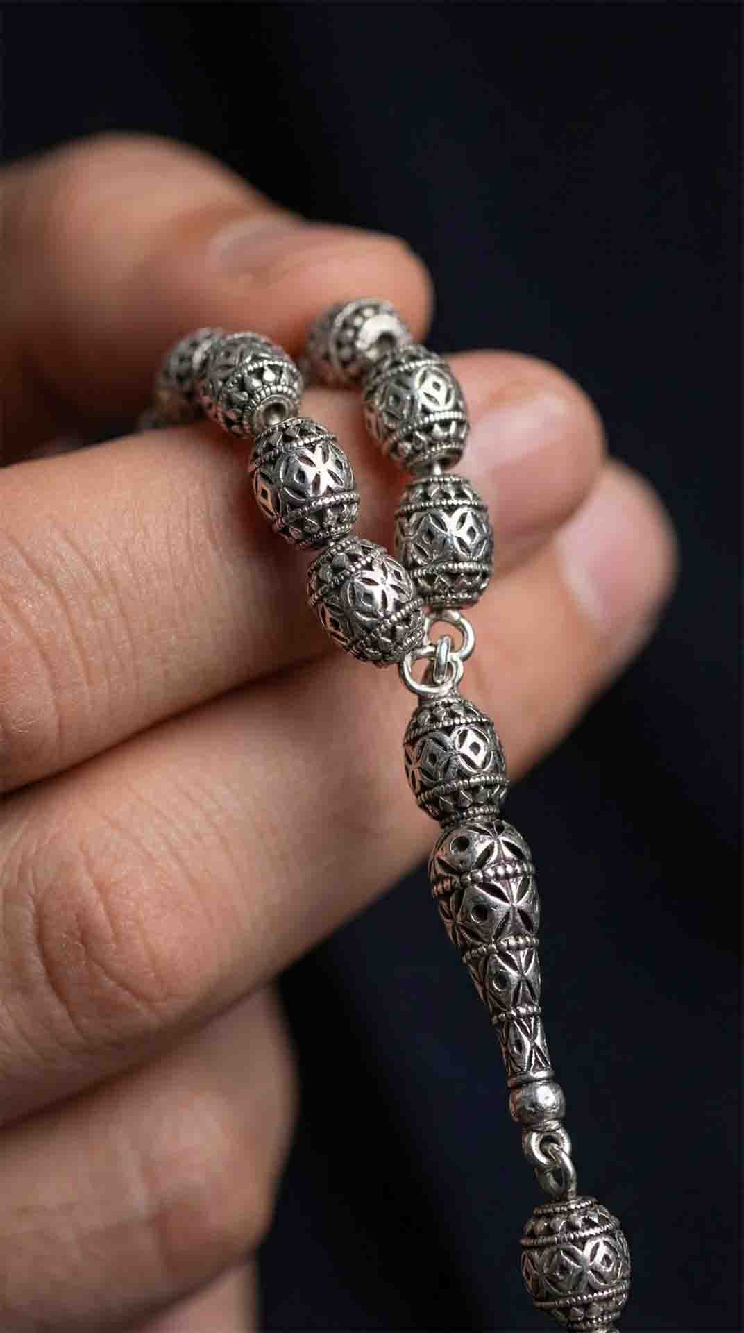 Oval Cut Tassel Diamond-Shape Pattern Traditional Prayer Beads Silver