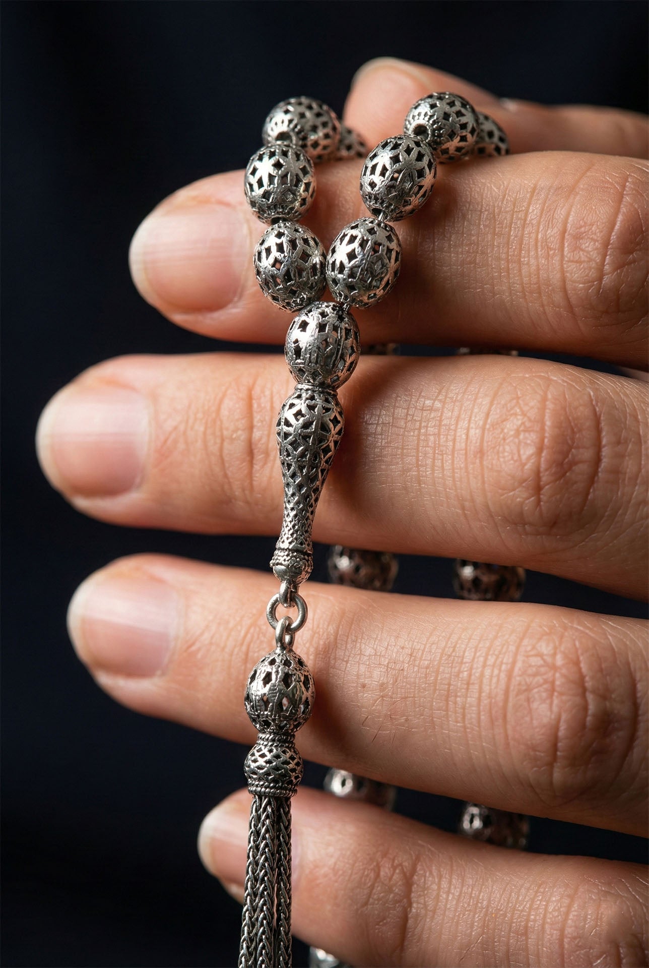 Oval Cut Tassel Diamond-Shape Embroidered-Style Traditional Prayer Beads Silver