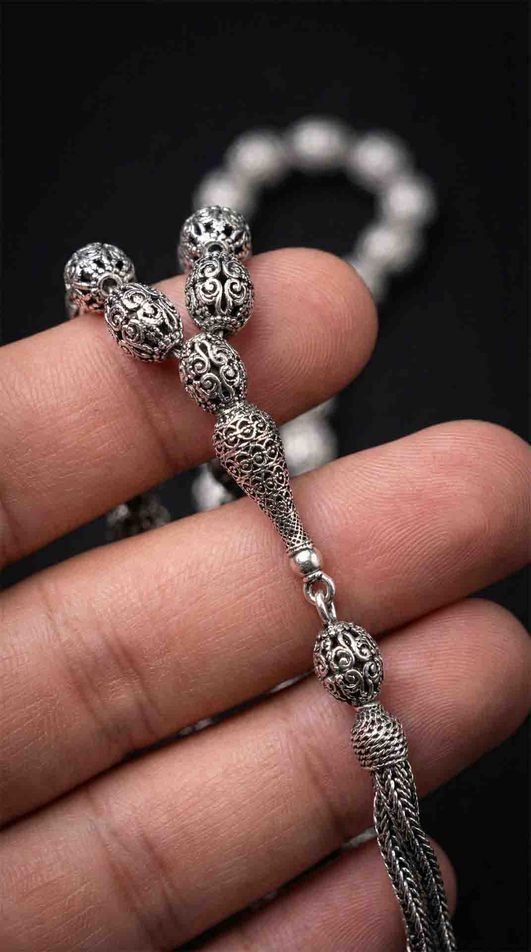 Oval Cut Tassel Tulip Patterned Traditional Prayer Beads Silver