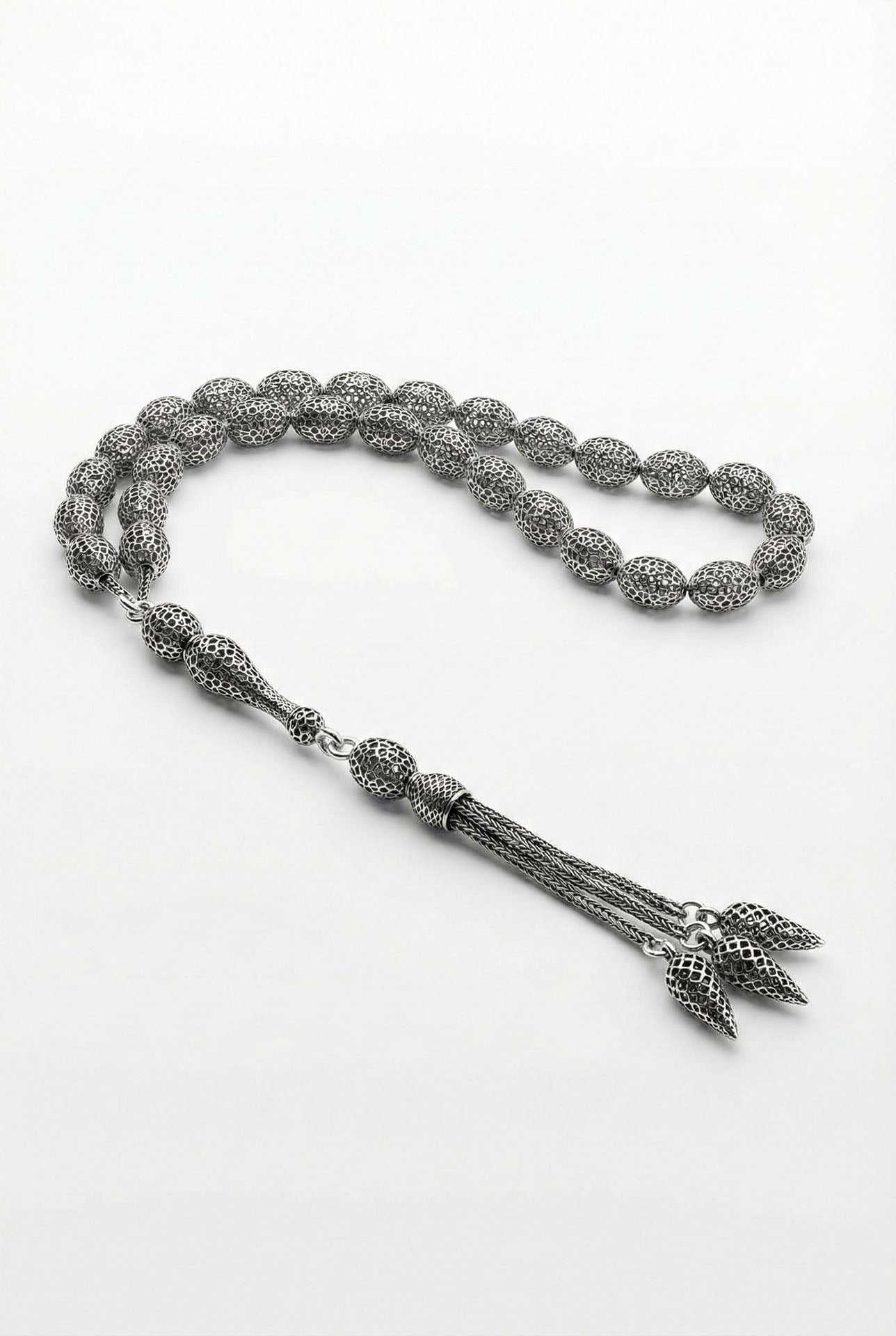 Oval Cut Tassel Clover Embroidered-Style Traditional Prayer Beads Silver