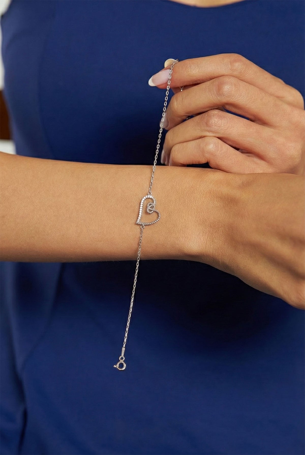 Rhodium Plated Knot Heart Zircon Bracelet in 925 sterling silver - view 2