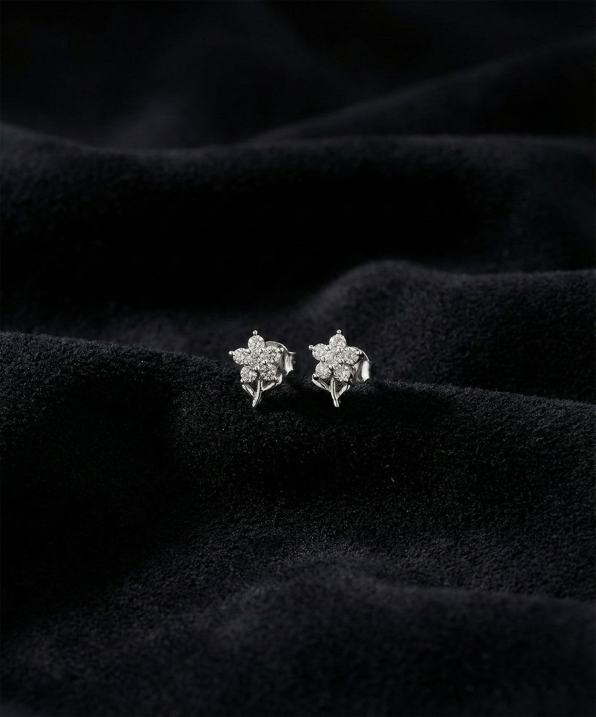 Rhodium Daisy Flower Zircon Stud Earrings in 925 sterling silver
