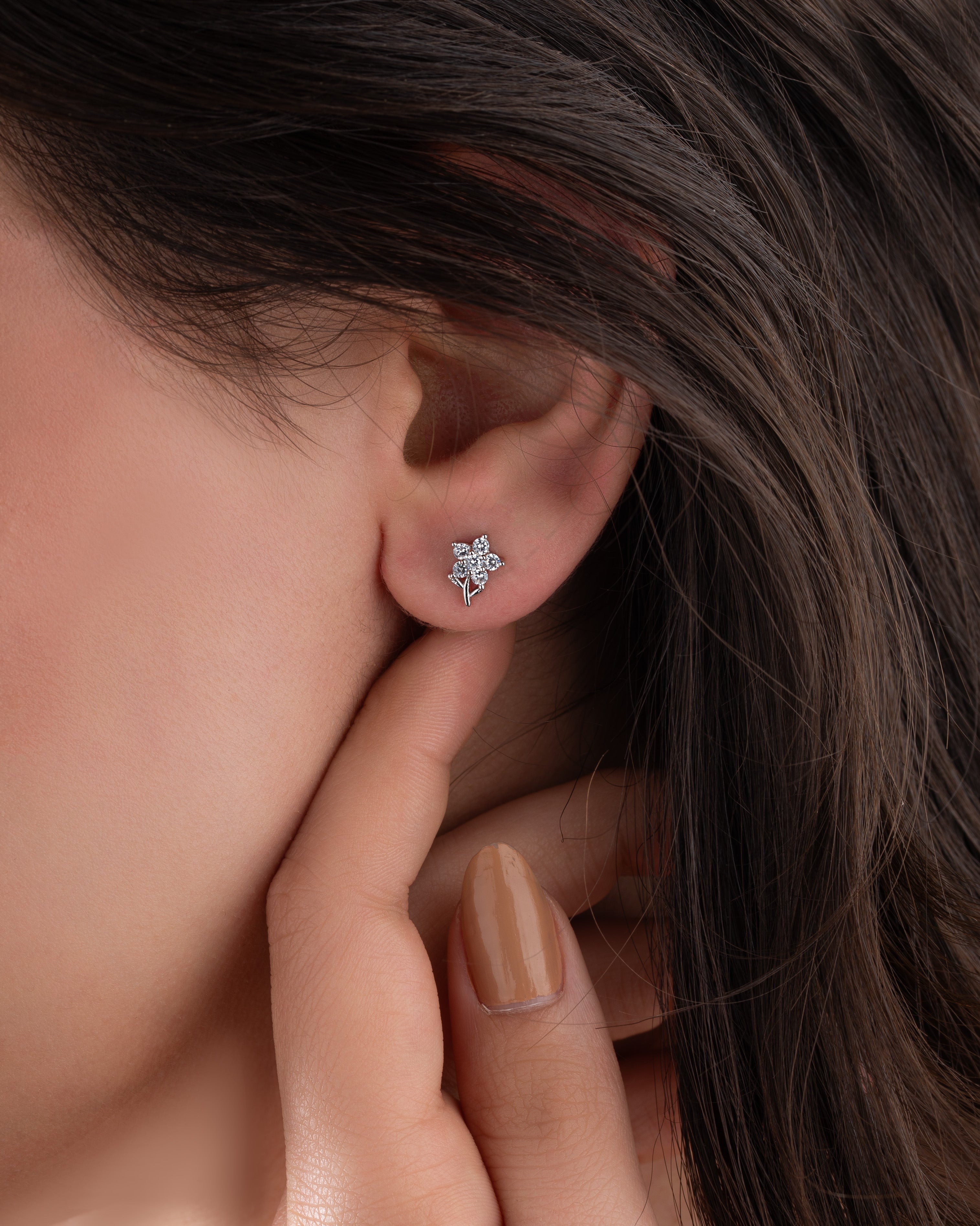 925 Sterling Silver Rhodium Plated Zircon Stone Minimal Daisy Stud Earrings