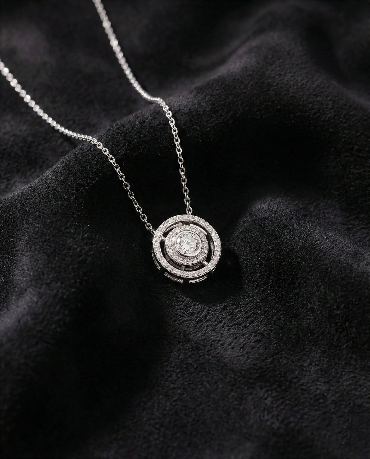 Collier réglable avec pendentif halo rond en zircon en argent sterling 925