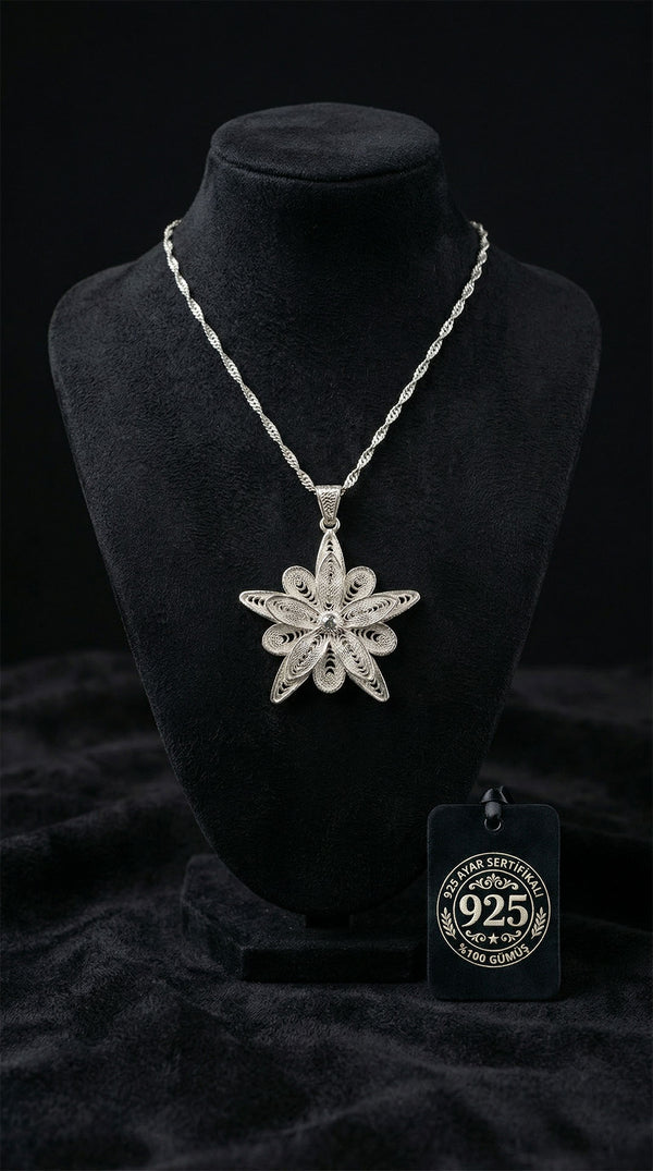 925 Sterling Silver Filigree Handmade Daffodil 3D Silver Necklace