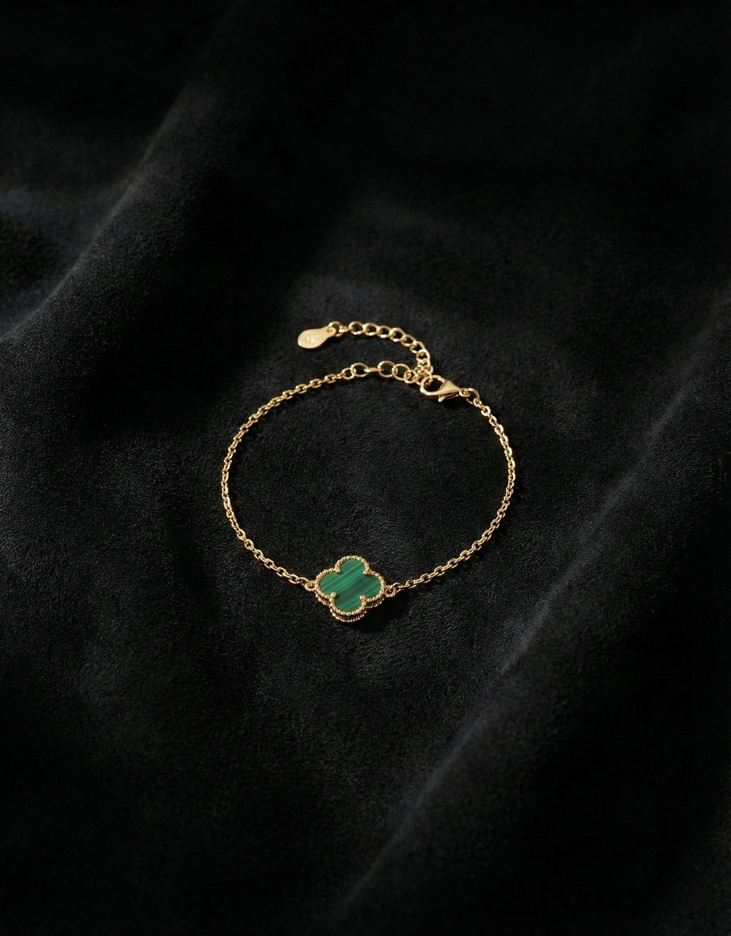 Black Onyx Single Clover Bracelet Gold Plated Silver