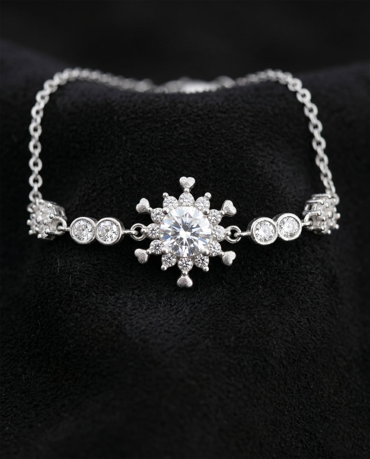 Bracelet flocon en rhodium avec détail trèfle et zircon | Argent 925